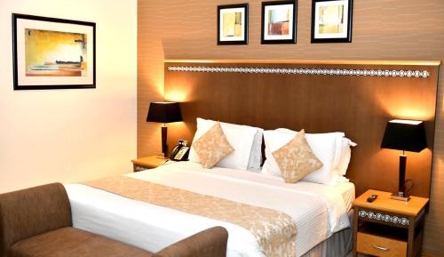 Standard Room with King Bed