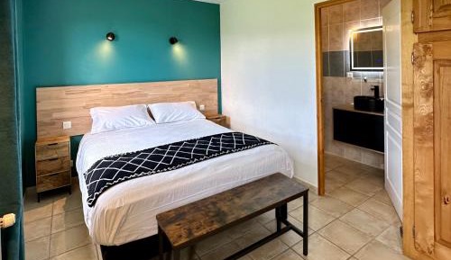 Double Room with Mountain View