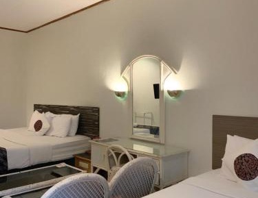 Triple Room with Garden View