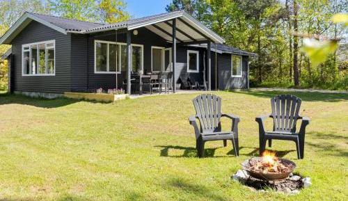 Four-Bedroom Holiday Home