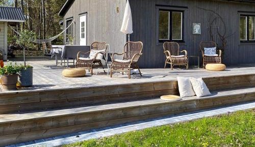 One-Bedroom Holiday Home