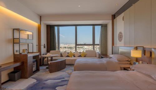 Deluxe Family Room  with  Guest Room  with  2 Twin/Single Bed(s)