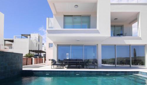Villa with Sea View