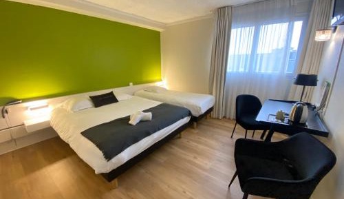 Classic Room with Double and Single Beds