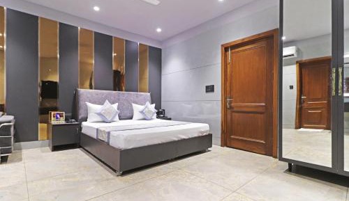 Suite with City View