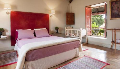 Superior One-Bedroom Apartment