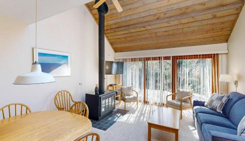 One Bedroom Apartment