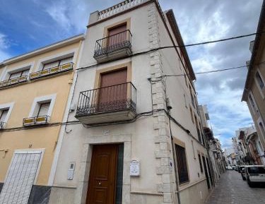 Seven-Bedroom House