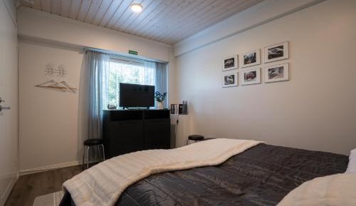 Double or Twin Room with Shared Bathroom