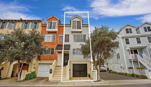 Four-Bedroom Apartment