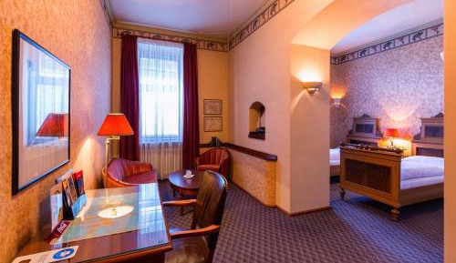 Junior Suite (2 Adults)