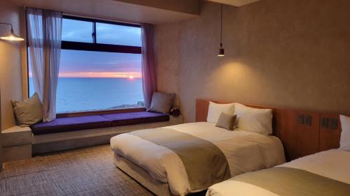 Quadruple Room with Private Bathroom