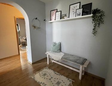 Superior One-Bedroom Apartment