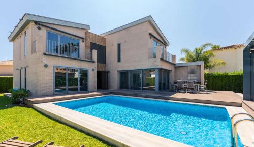 Superior Villa