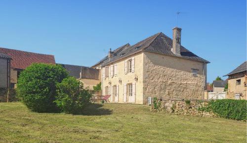 Three-Bedroom Holiday Home 