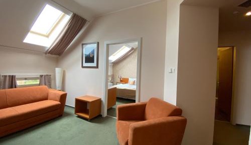 One-Bedroom Suite