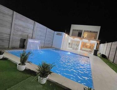 Seven-Bedroom House