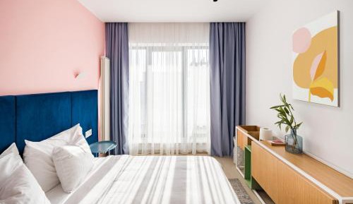 Suite with City View