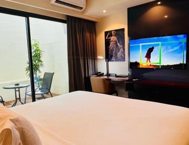 Deluxe Double Room with Balcony