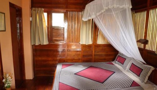 Classic Double Room with Bath