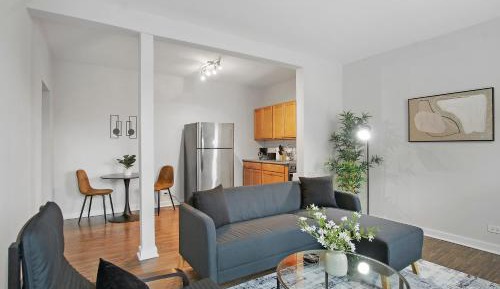 One-Bedroom Apartment