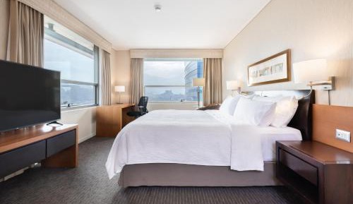 Standard King Room - High Floor