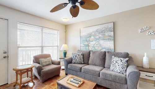 One Bedroom Apartment