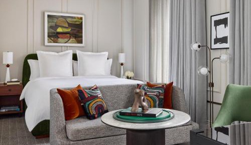 Deluxe King Room