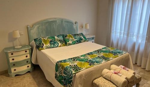 Three-Bedroom Apartment with Balcony