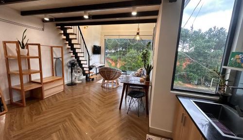 King Studio with Sofa Bed