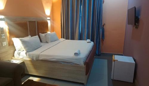 Deluxe Single Room