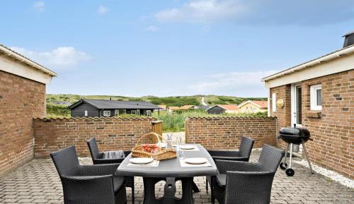 Four-Bedroom Holiday Home