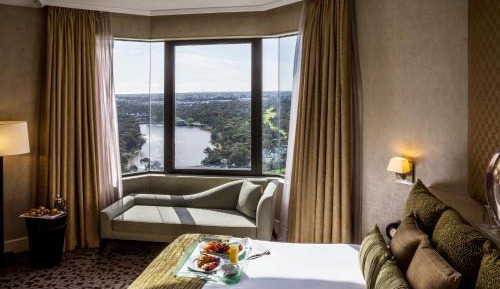 One-Bedroom Luxury Suite