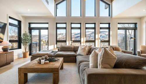 Five-Bedroom Apartment