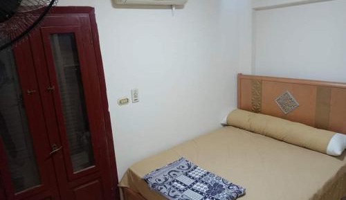 Apartment with Lake View