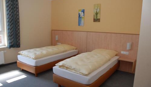 Twin Room with Bathroom