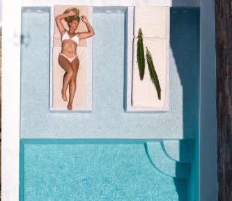  Signature Suite with Private Pool