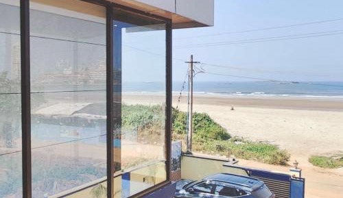Deluxe Double Room with Balcony and Sea View