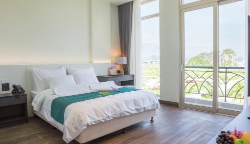 Deluxe Double Room with Balcony