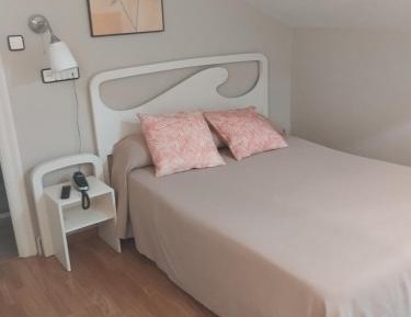 Single Room with Bathroom