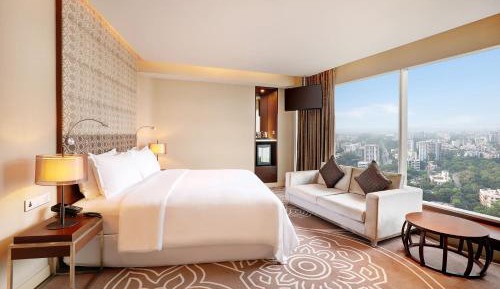 Premium King Room with Jetted Tub