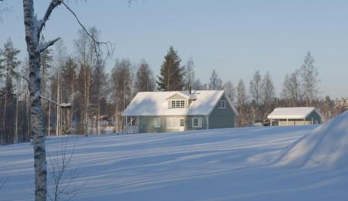Four-Bedroom Cottage with Sauna