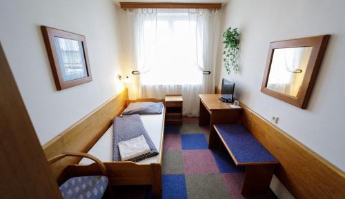 Single Room with Private Bathroom