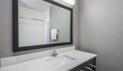 Standard Room with Two Queen Beds