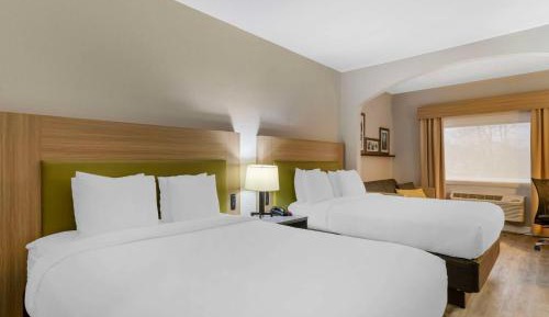 One Room Suite with Two Queen Beds and Sofa bed - Non Smoking