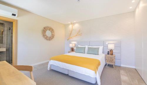 Family Two-Bedroom Apartment with View