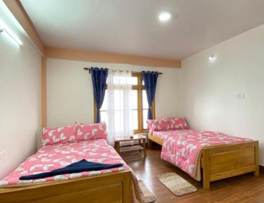 Twin Room with Private External Bathroom