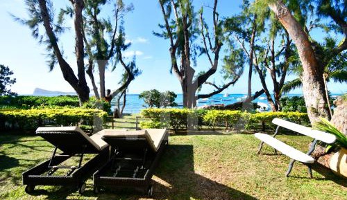 Villa - Beach Front