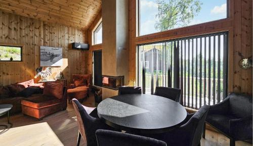 Five-Bedroom Holiday Home