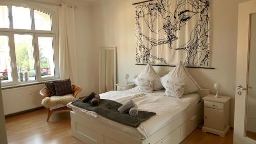 One-Bedroom Apartment with Balcony